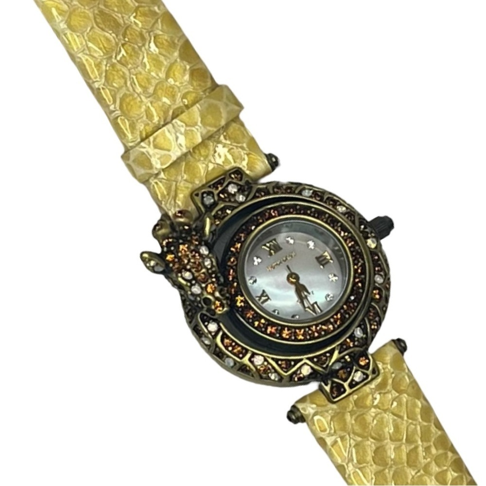 Heidi Daus “Spotted Beauty” Giraffe Watch with Leather Strap - Picture 4 of 9